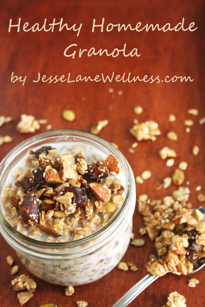 Healthy Homemade Granola by @jesselwellness #granola #homemade title