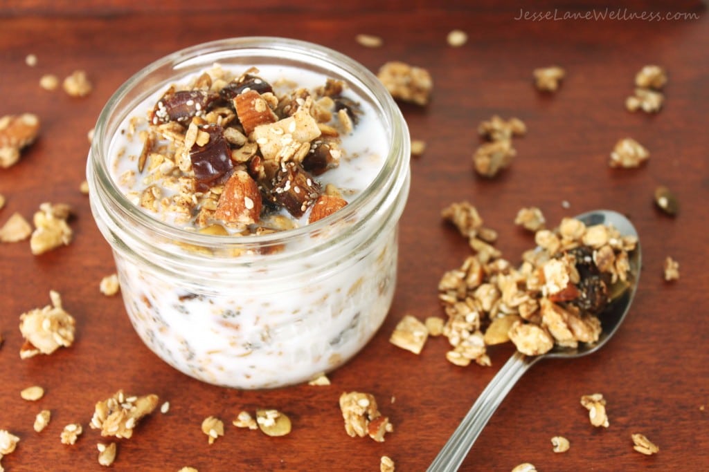 Healthy Homemade Granola by @jesselwellness #vegan #glutenfree