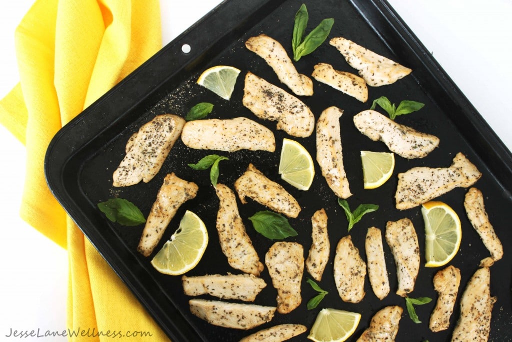 Lemon Basil Chicken by @jesselwellness #dairyfree #quickandeasy