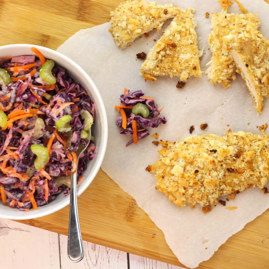 Crispy Baked Chicken and Purple Slaw by @jesselwellness