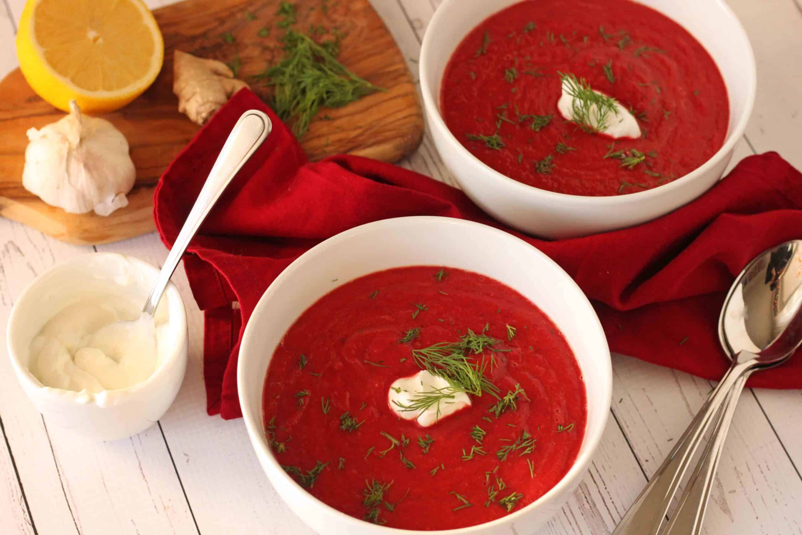 Carrot Ginger Beet Soup Recipe by @jesselwellness