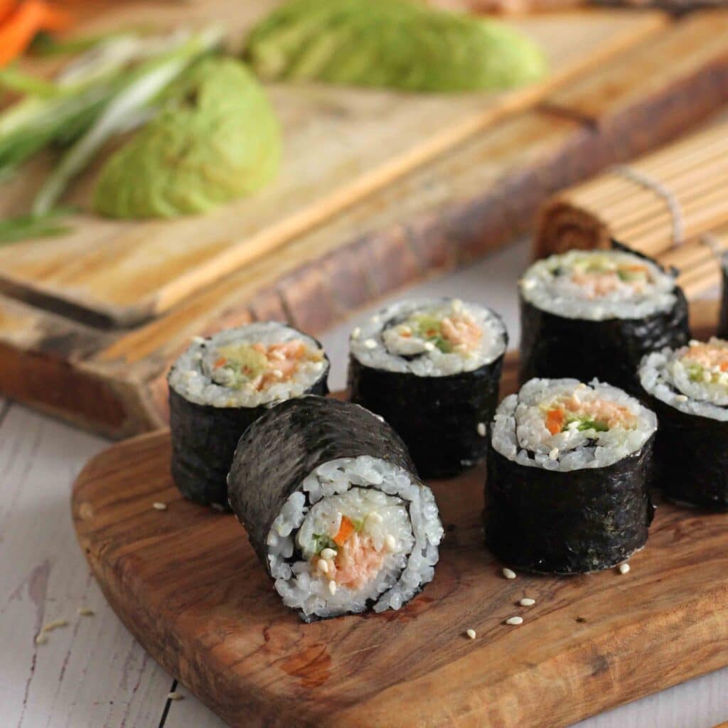 Homemade Salmon Sushi Recipe by @jesselwellness