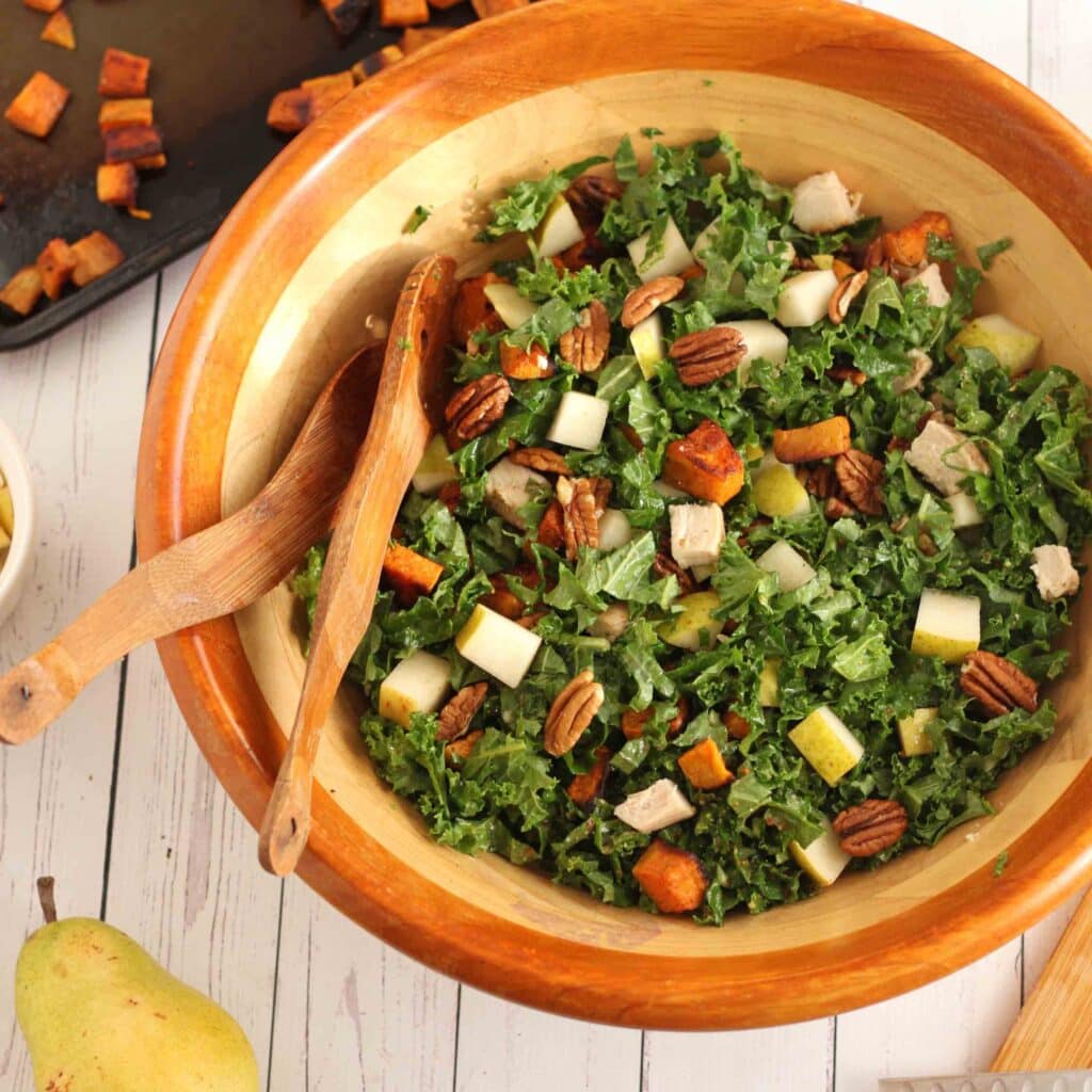 Sweet Kale Salad by @jesselwellness square